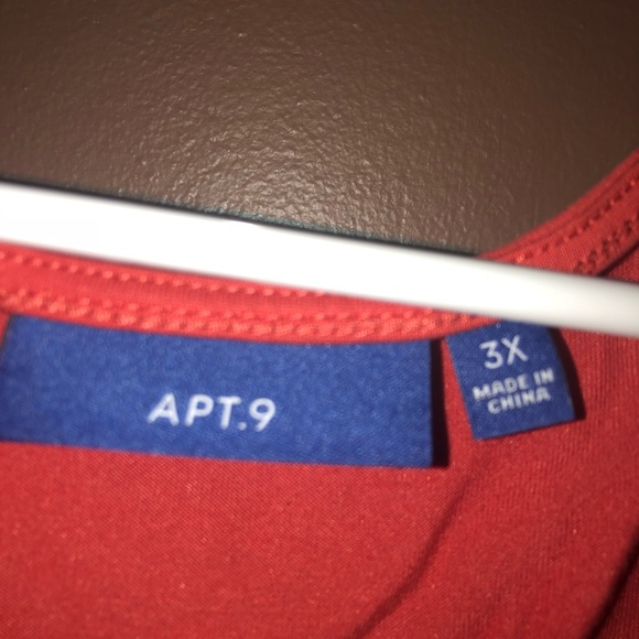 Top - Picture 2 of 5